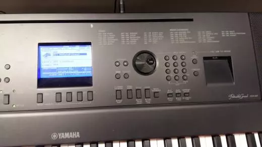 Yamaha - DGX660 B 2